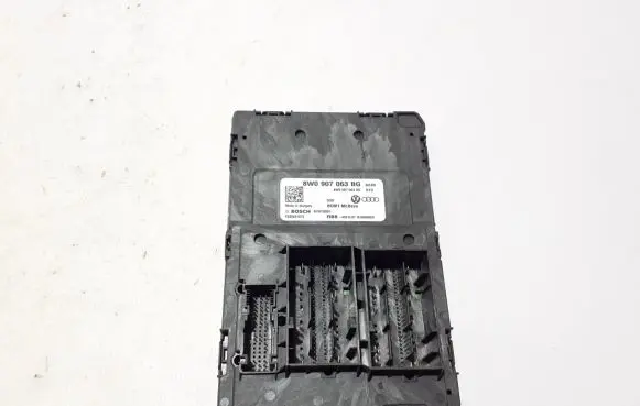 Audi A4 S4 B9 Comfort/convenience module 8W0907063BG