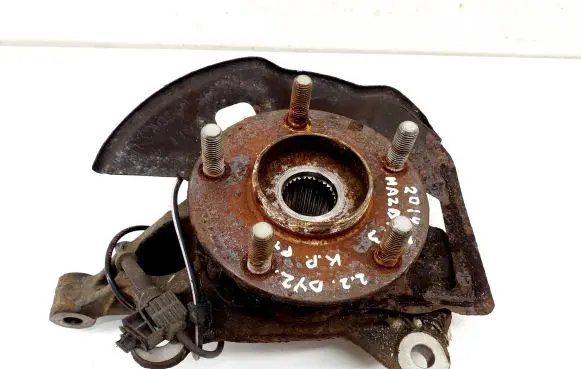 Mazda 3 II Front wheel hub