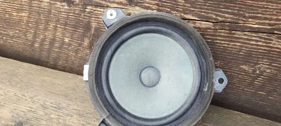 Toyota Prius+ (ZVW40) Rear door speaker 8616052330