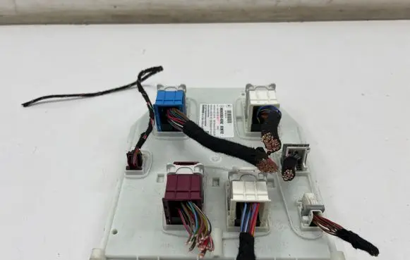 Mercedes-Benz CLA C118 X118 Central body control module A2479009218