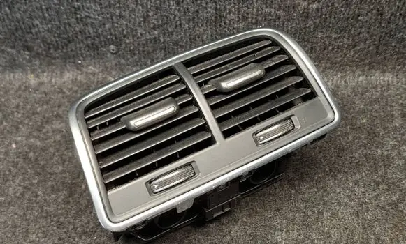 Audi A6 Allroad C7 Rear air vent grill 4G0819203