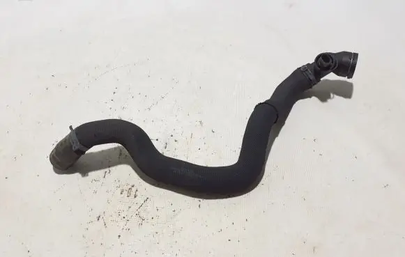 Volkswagen PASSAT B8 Engine coolant pipe/hose 5Q0122051DE