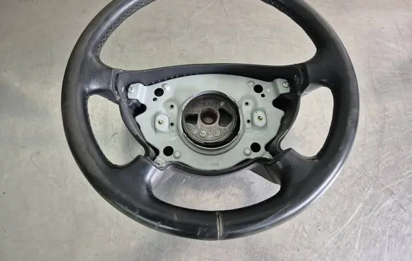 Mercedes-Benz E W211 Steering wheel