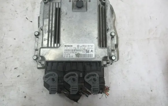 Peugeot 4007 Engine control unit/module 9665465280