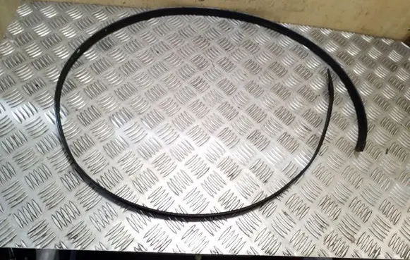 Roof trim bar molding cover