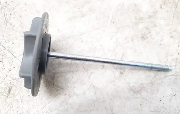 Renault Koleos I Spare wheel bolt 