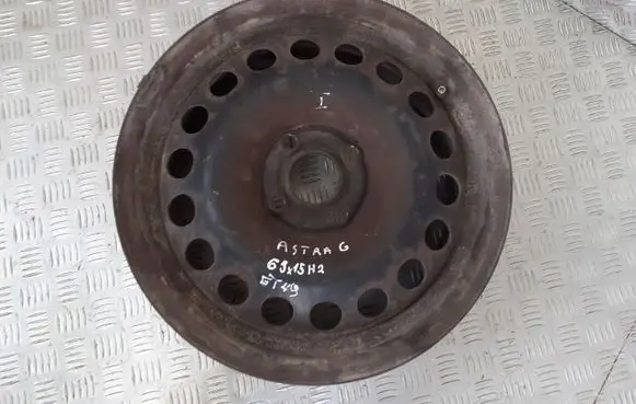 Toyota Land Cruiser (HDJ90) R15 steel rim 