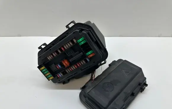 BMW 1 F20 F21 Fuse box set 9224872 10688710