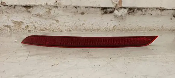 Volvo XC60 Rear tail light reflector 32133450