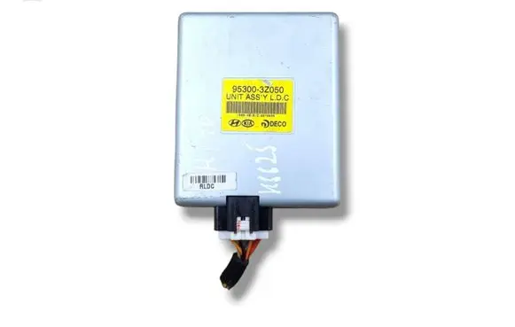 Hyundai i40 Door central lock control unit/module 95300-3Z050