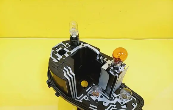 Seat Ibiza IV (6J,6P) Tail light bulb cover holder 89392910