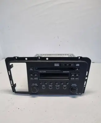 Volvo V70 Radio/CD/DVD/GPS head unit 307458131