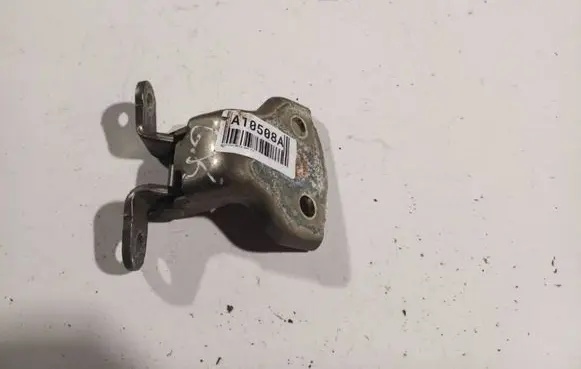Chevrolet Epica Rear door lower hinge