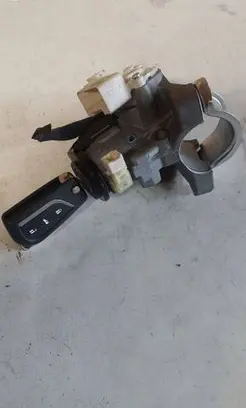 Toyota Avensis T270 Ignition lock 8978305030 625507000 MR58082010