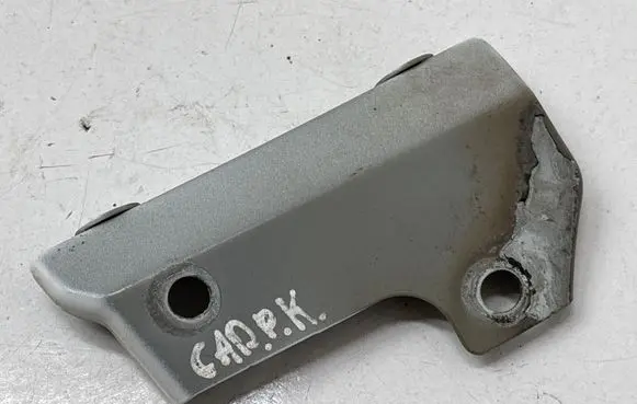Volkswagen Caddy Fender mounting bracket 1T0810333A 1311