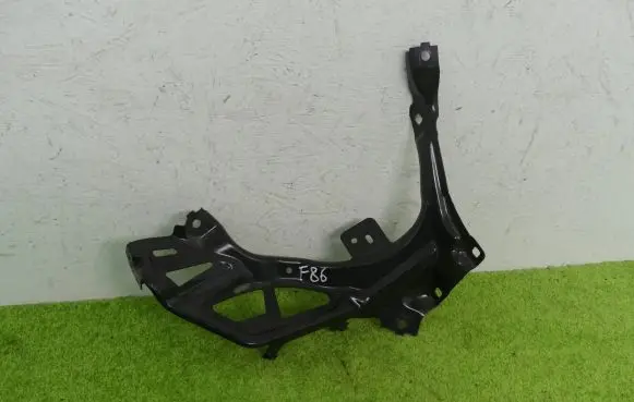 Mini One - Cooper F56 F55 Headlight/headlamp mounting bracket 7301600