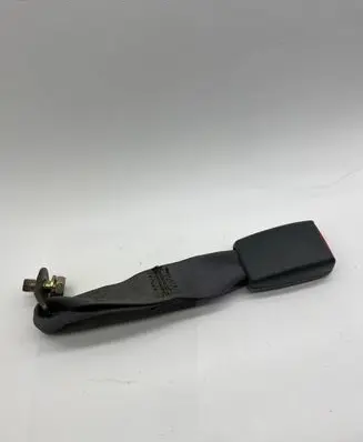 Mitsubishi Galant Rear seatbelt buckle 36050784