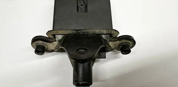 Skoda Octavia Mk2 (1Z) Loading door lock BN3CZ 1Z5827501D