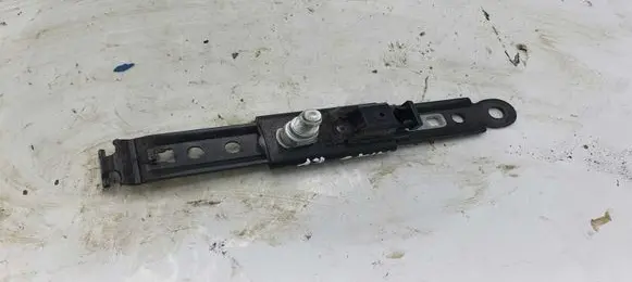 Toyota Corolla Verso E121 Seat belt adjustment motor D526001