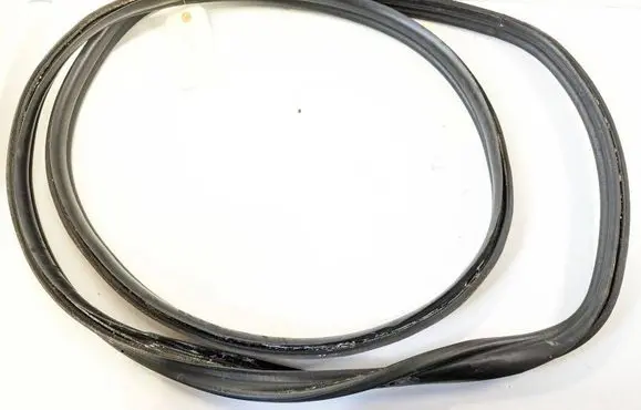 Mercedes-Benz GL X164 Trunk rubber seal (body) A1647401378