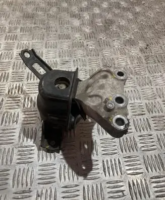 Suzuki SX4 S-Cross Engine mount vacuum valve PK17934