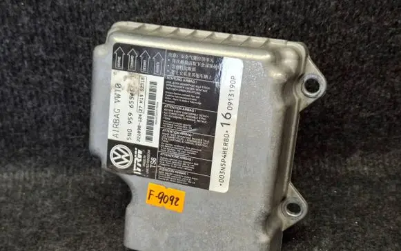 Volkswagen PASSAT B7 Airbag control unit/module 5N0959655AE