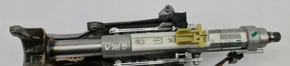 Mercedes-Benz R W251 Steering wheel axle A2514600616