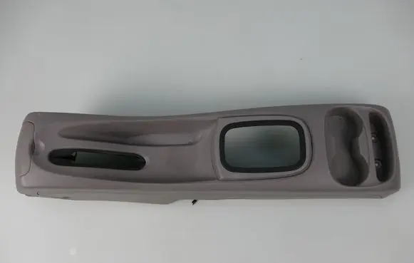Nissan Almera Tino Center console