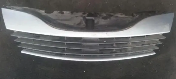 Renault Laguna II Front grill 8200012581 42137