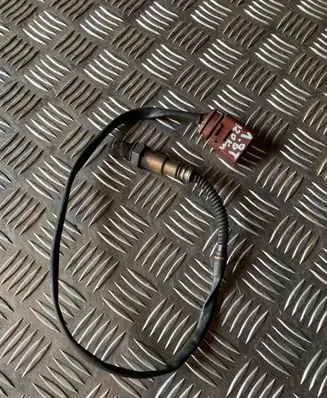 Audi A4 S4 B7 8E 8H Lambda probe sensor 06B906265C
