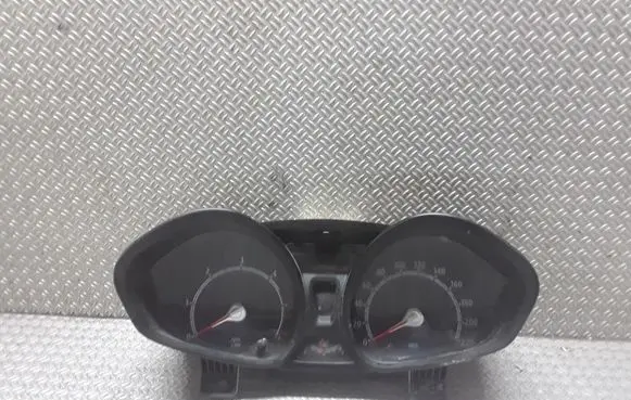 Ford Fiesta Speedometer (instrument cluster) VP8A6F10894BC