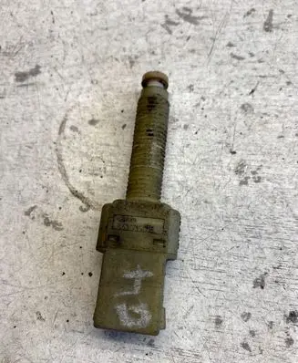 Audi A6 S6 C4 4A Brake pedal sensor switch 443945515