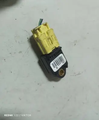 Toyota Avensis T250 Airbag deployment crash/impact sensor 8983305020 2328249697