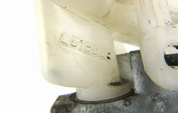 Master brake cylinder