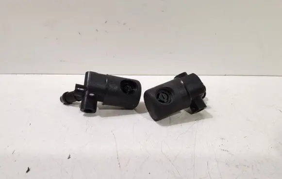 Opel Mokka Windshield washer spray nozzle 