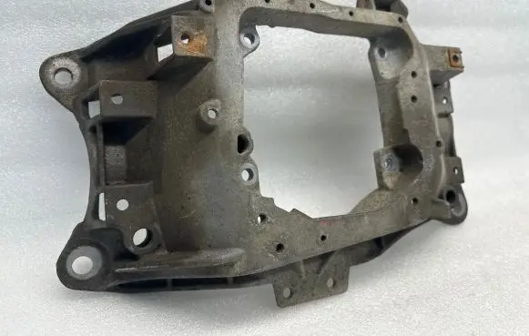 Audi A6 S6 C7 4G Gearbox mounting bracket 4G0399263R