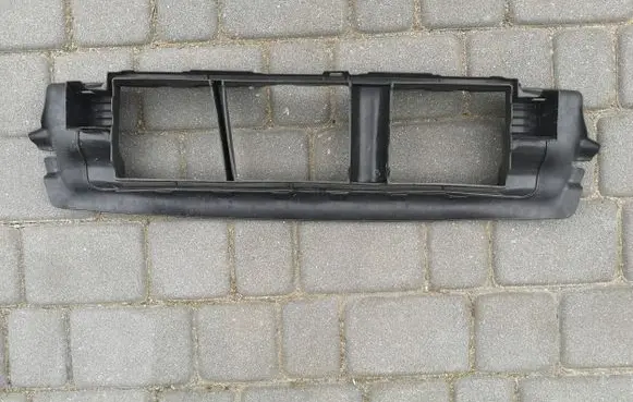 Ford Focus Intercooler air channel guide F1EB8475A