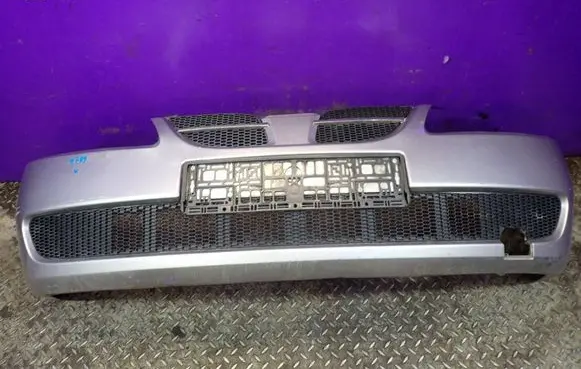 Nissan Almera Tino Front bumper 