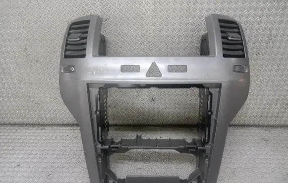 Opel Zafira B Dash center air vent grill 13162556