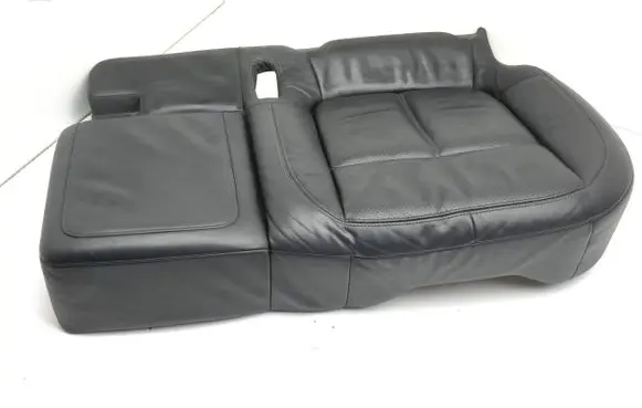 Porsche Cayenne (92A) Rear seat 