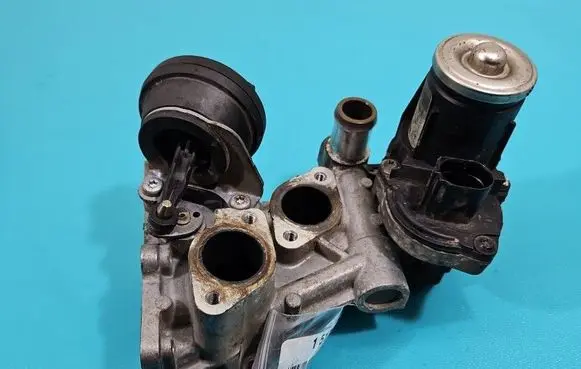 Volkswagen PASSAT B7 EGR valve 0280751016 IMPRK1517584