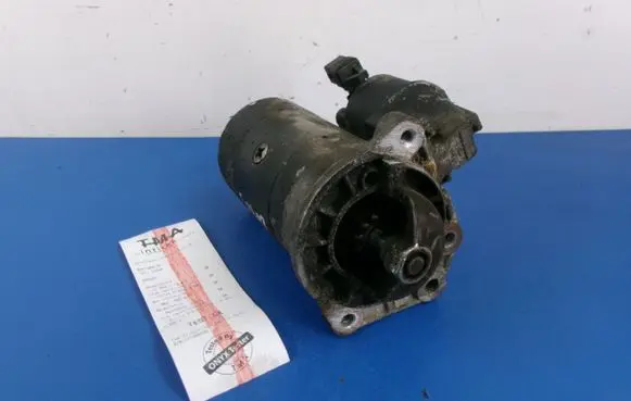 Volkswagen Polo III 6N 6N2 6NF Starter motor 085911023E