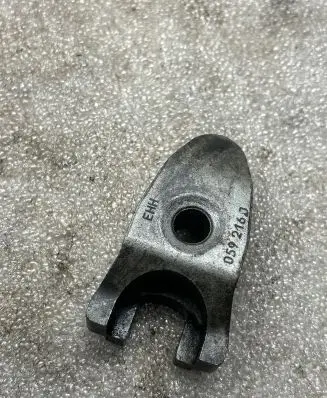 Audi A6 S6 C7 4G Fuel Injector clamp holder 059216J