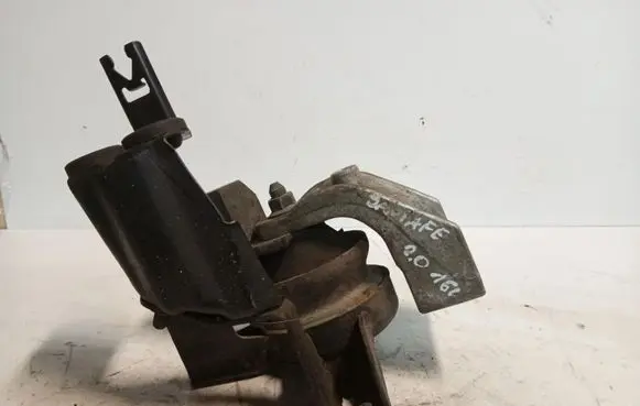 Hyundai Santa Fe Engine mount vacuum valve 