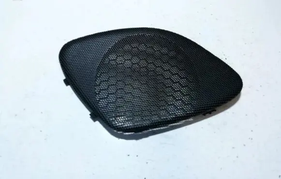 Side speaker trim/cover