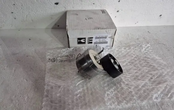 Fiat Tipo Generator/alternator belt tensioner 46819146 51821652 68297020AA