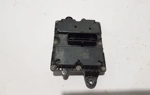 Chevrolet Silverado Transfer box differential control unit 85148080