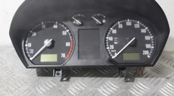 Skoda Fabia Mk1 (6Y) Speedometer (instrument cluster) 6Y0920860L