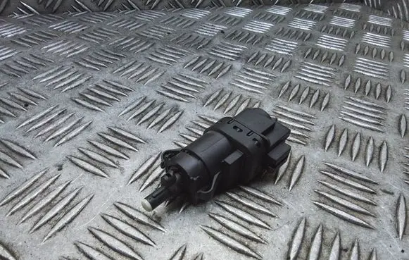 Brake pedal sensor switch