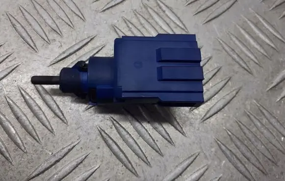 Audi A3 S3 8L Clutch pedal sensor 